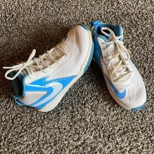 Nike Team hustle D7 basketball shoes